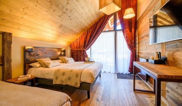 CHAMBRE_STANDARD_BALCON Chambre double twin avec balcon